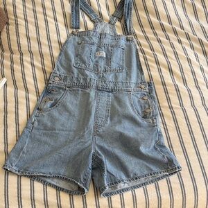 Levi Overalls - Shorts